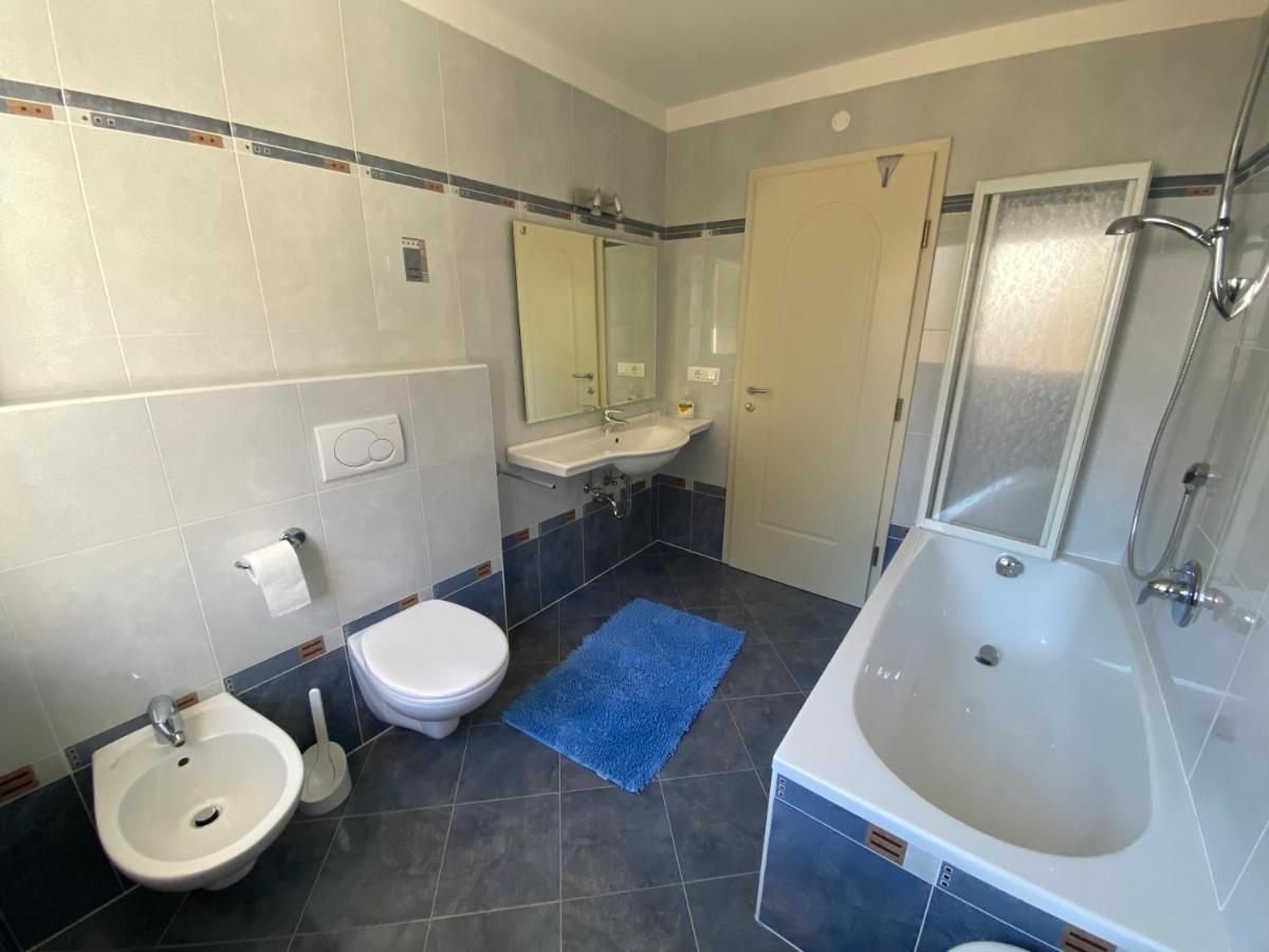 Amalia Apartment Santa Cristina Val Gardena Екстер'єр фото