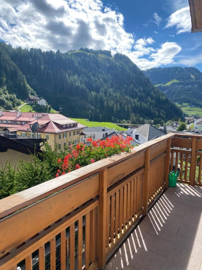 Amalia Apartment Santa Cristina Val Gardena Екстер'єр фото